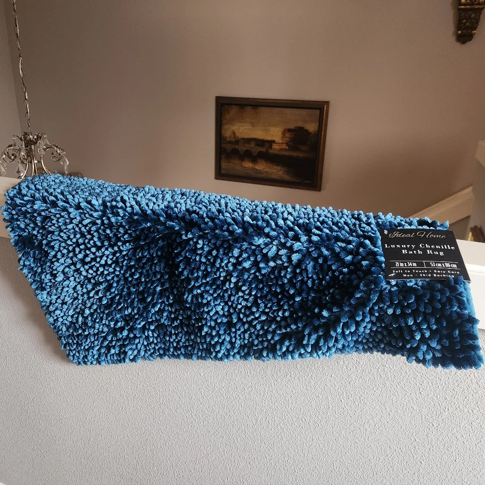 🆕️Chenille Bath Rug